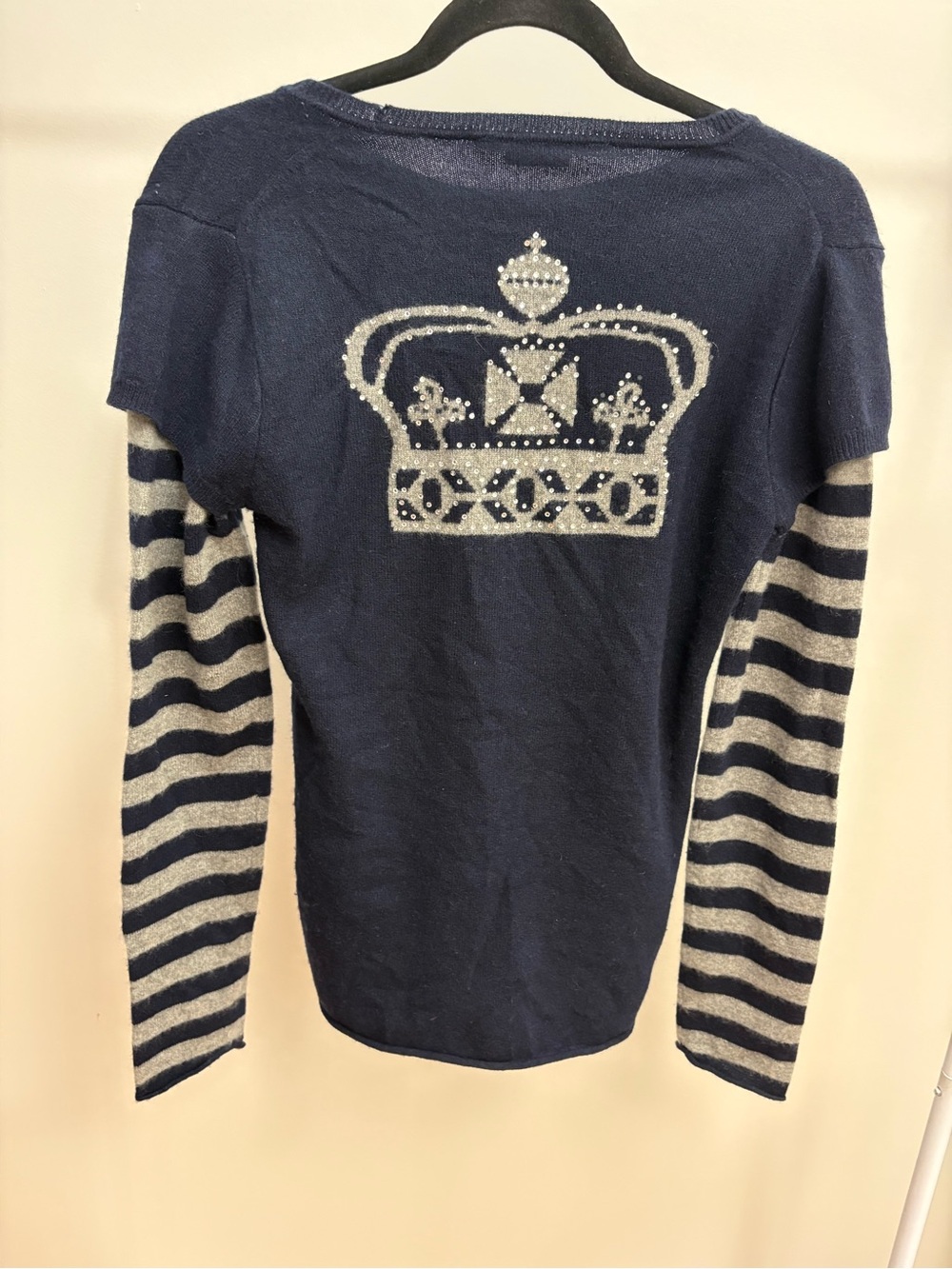 BCBGMAXAZRIA 100% Cashmere Sweater – Size M